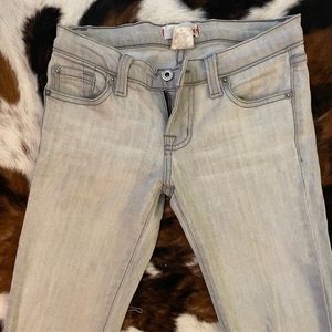 BDG sz 25 grey acid washed jeans